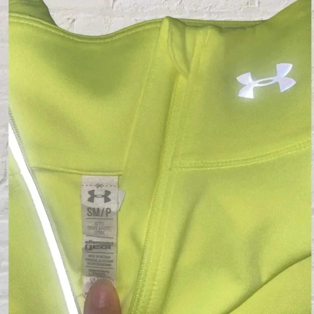 Under Armour Half Zip - Yellow - image 5
